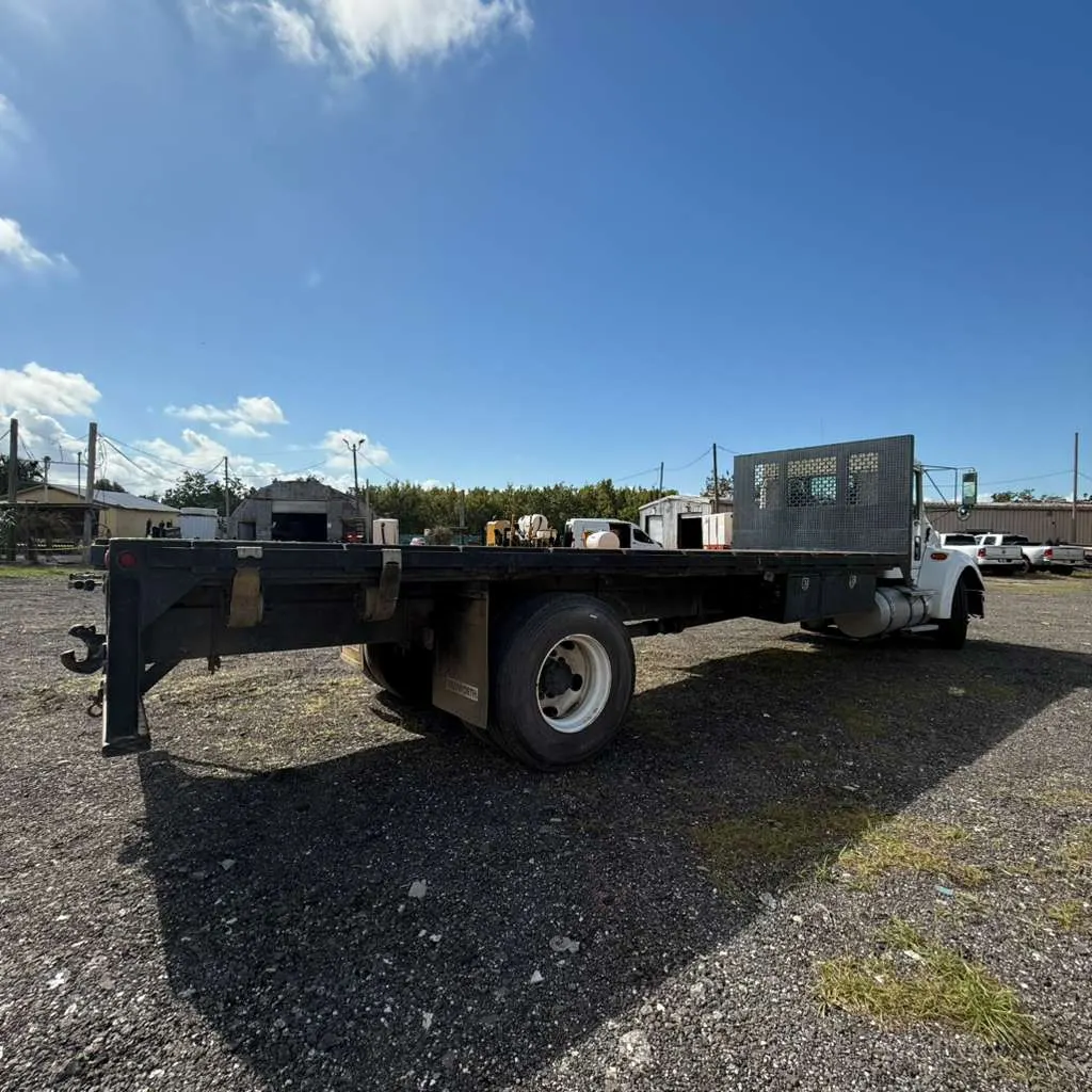 Used 2004 Kenworth T300 Flatbed for sale at A3 Mechanic, Apopka FL (photo 5)
