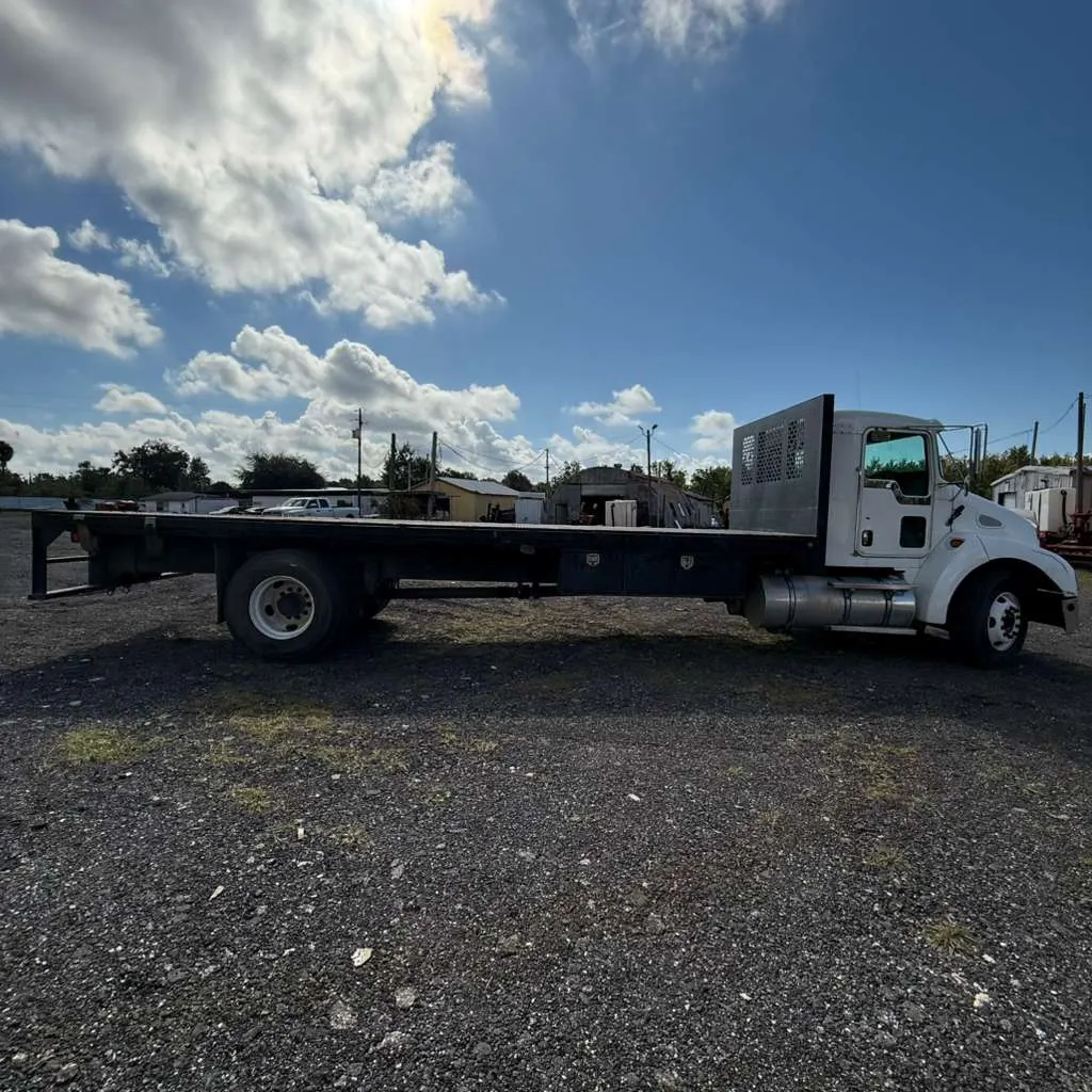 Used 2004 Kenworth T300 Flatbed for sale at A3 Mechanic, Apopka FL (photo 7)