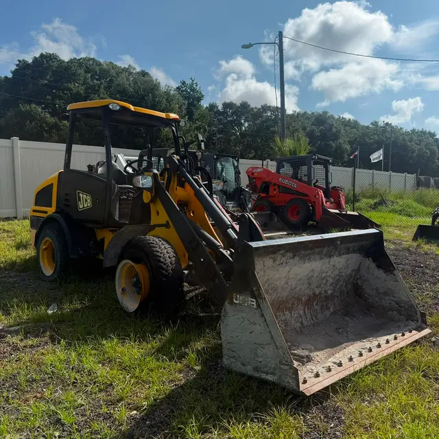 Used 2018 JCB 407 T4 Wheel Loader for sale at A3 Mechanic, Apopka FL