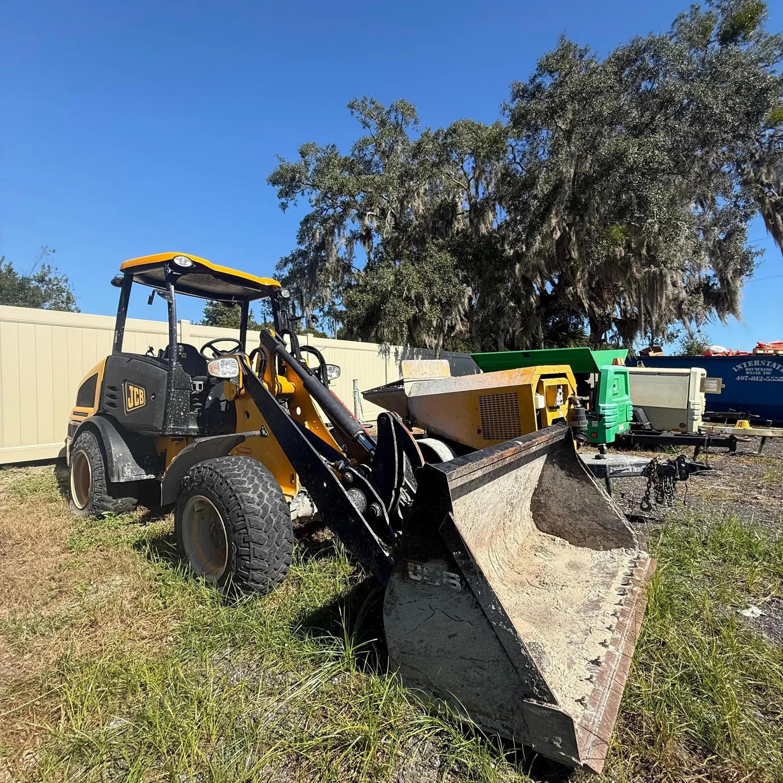 Used 2018 JCB 407 T4 Wheel Loader for sale at A3 Mechanic, Apopka FL (photo 5)