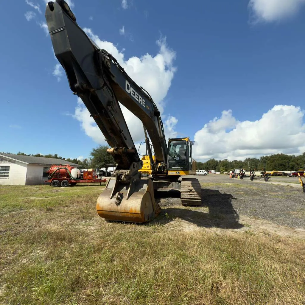 Used 2019 John Deere 350G LGP for sale at A3 Mechanic, Apopka FL (photo 10)