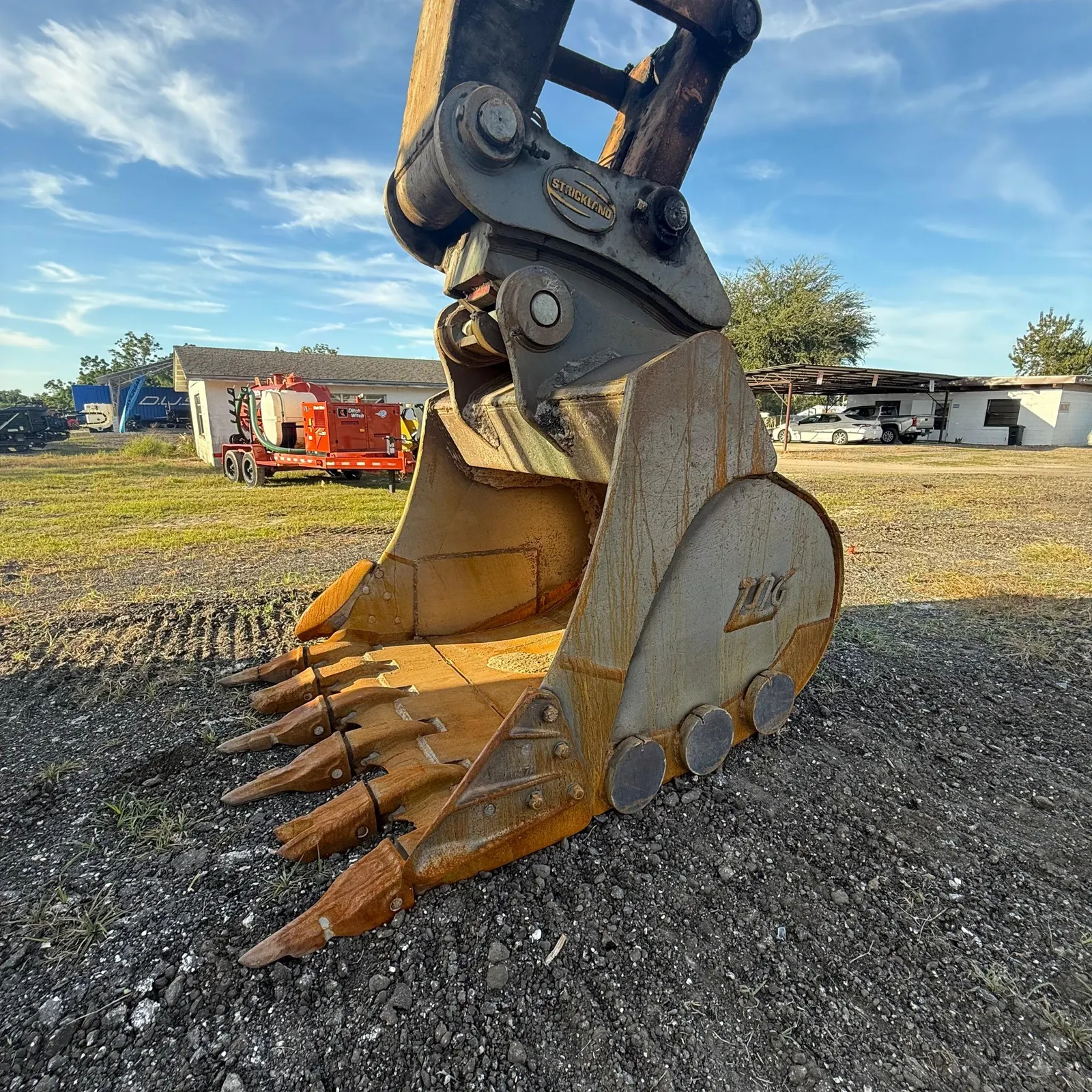 Used 2019 John Deere 350G LGP for sale at A3 Mechanic, Apopka FL (photo 3)