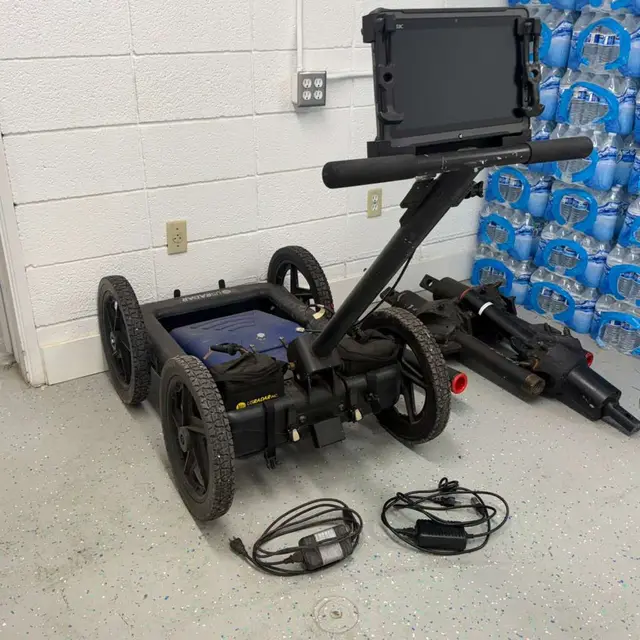 Used 2018 US Radar Q4-300 GPR System for sale at A3 Mechanic, Apopka FL