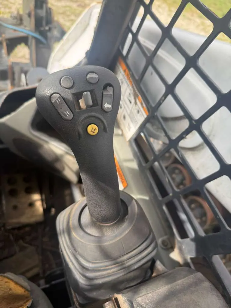 Used 2019 Bobcat T595 for sale at A3 Mechanic, Apopka FL (photo 5)