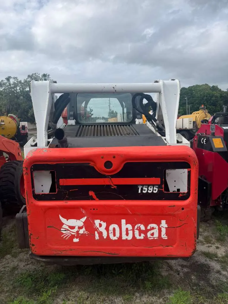 Used 2019 Bobcat T595 for sale at A3 Mechanic, Apopka FL (photo 7)