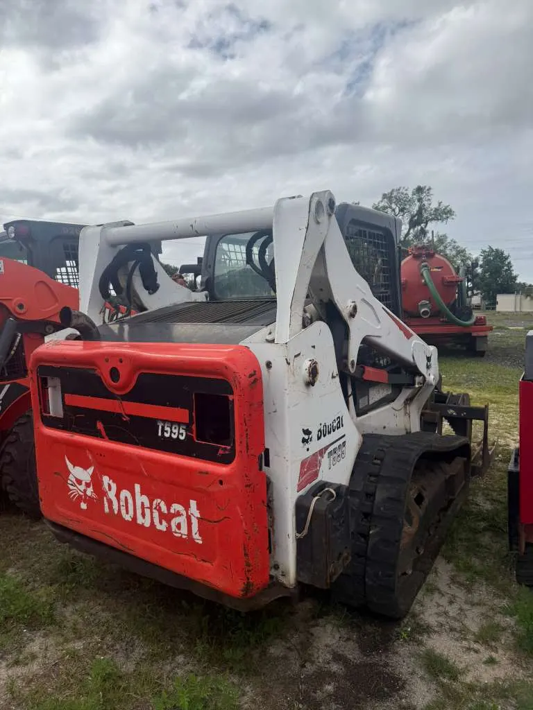 Used 2019 Bobcat T595 for sale at A3 Mechanic, Apopka FL (photo 8)