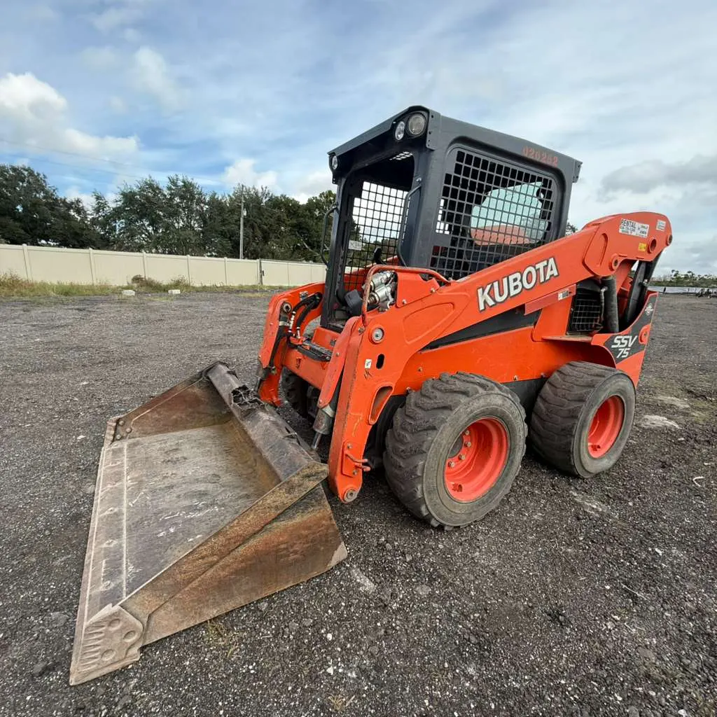 Used 2020 Kubota SSV75 for sale at A3 Mechanic, Apopka FL (photo 1)