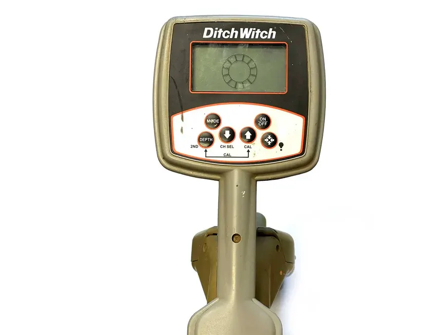 Used Ditch Witch 750 Tracker Locator for sale at A3 Mechanic, Apopka FL (photo 3)
